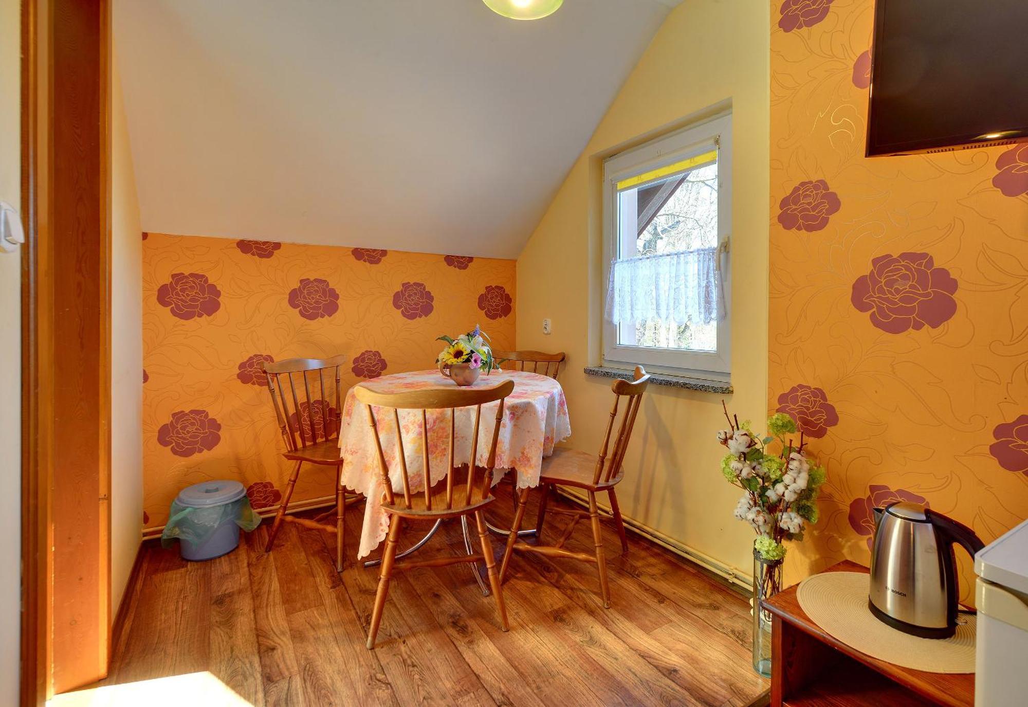 Apartamenty I Pokoje Karpacz - Centrum Karpacza, Parking W Cenie! Habitación foto
